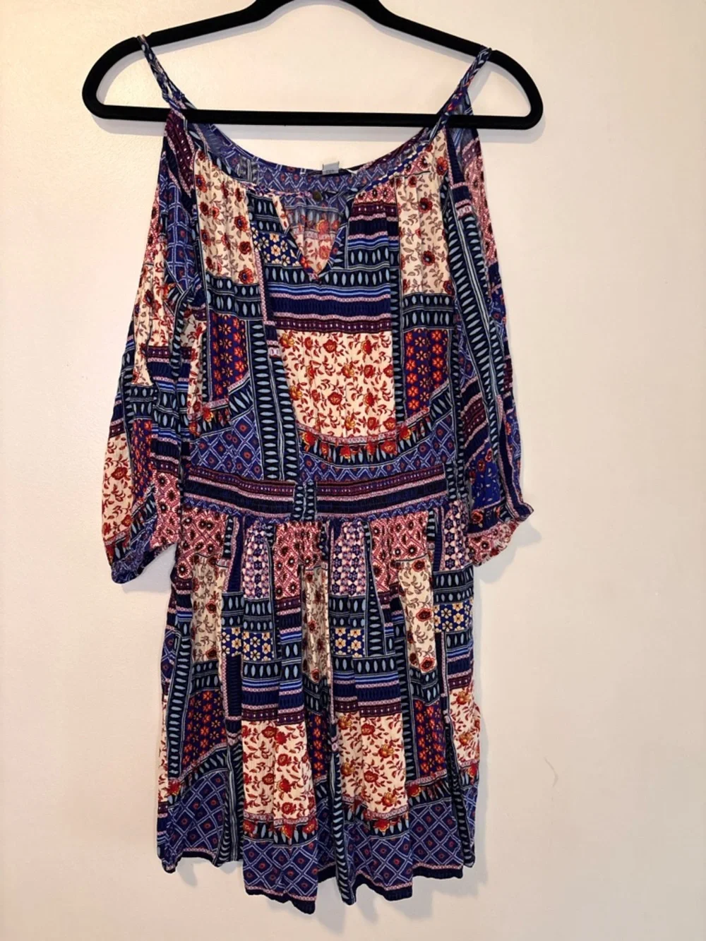American Eagle Boho Patchwork Floral Cold Shoulder Mini Dress Blue Red Small - Picture 1 of 4